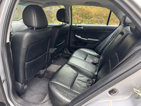 Used 2004 Honda Accord EX image 8