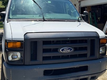 Used 2014 Ford E-250 and Econoline 250 w/ Crew Van Package