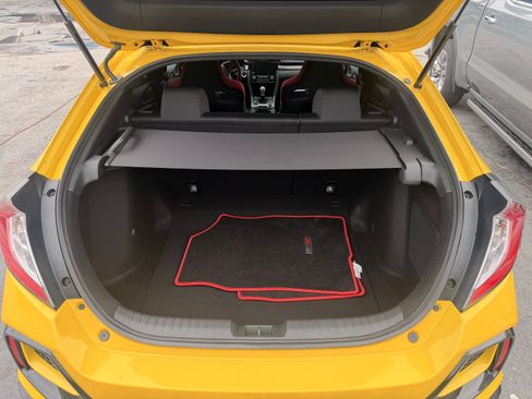 Used 2021 Honda Civic Type R Limited image 9