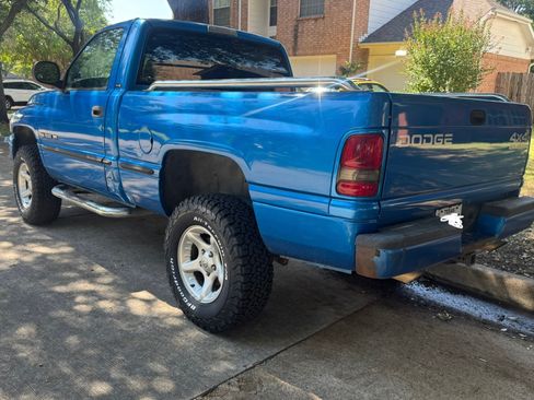 Used 2001 Dodge Ram 1500 Truck 4x4 Regular Cab image 5
