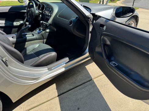 Used 2007 Pontiac Solstice GXP w/ Premium Package image 11