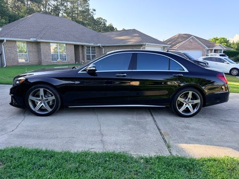 Used 2015 Mercedes-Benz S 63 AMG 4MATIC Sedan image 2