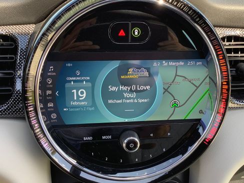 Used 2023 MINI Cooper S w/ Signature Upholstery Package image 17