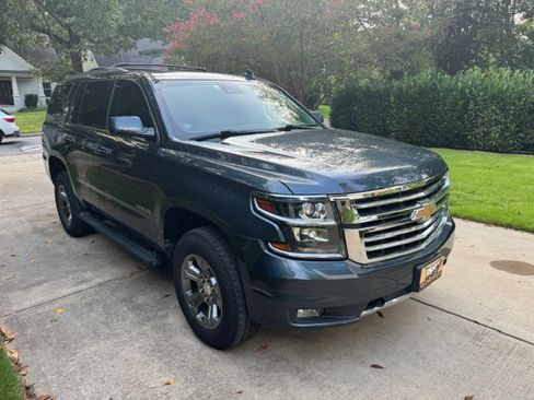Used 2020 Chevrolet Tahoe LT AWD/4WD image 11
