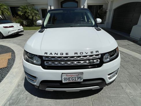 Used 2014 Land Rover Range Rover Sport HSE AWD/4WD image 10