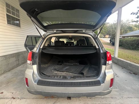 Used 2014 Subaru Outback 2.5i Limited w/ Moonroof Package image 13