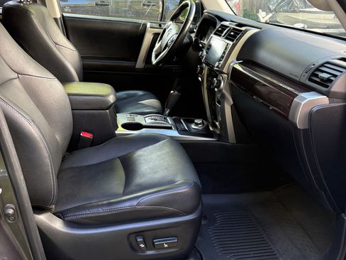 Used 2023 Toyota 4Runner Limited AWD/4WD image 13