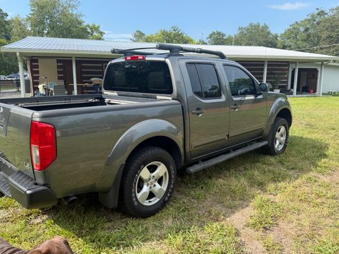 Used 2006 Nissan Frontier LE RWD image 5