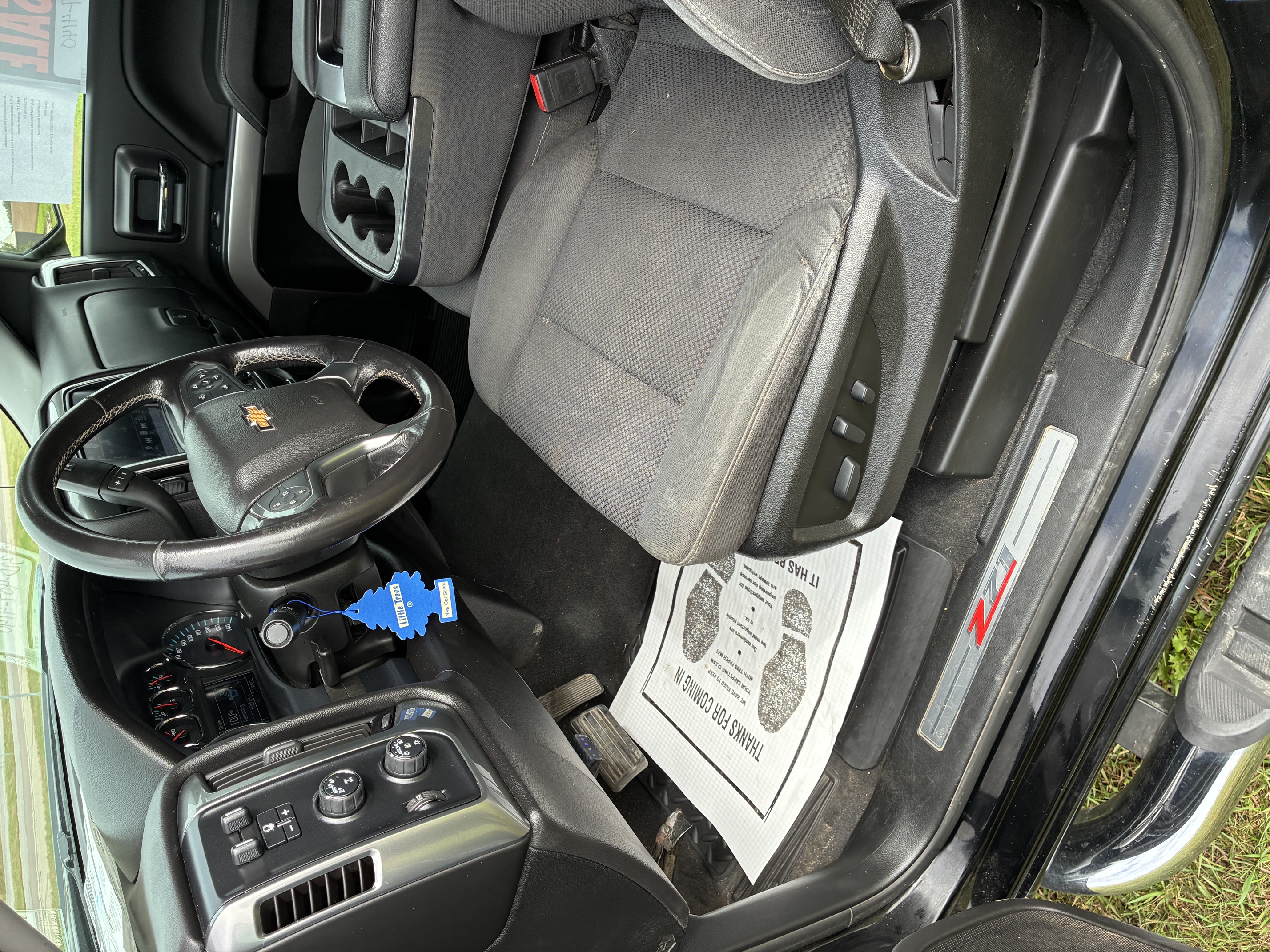 Used 2019 Chevrolet Silverado 1500 LT w/ All Star Edition AWD/4WD image 17