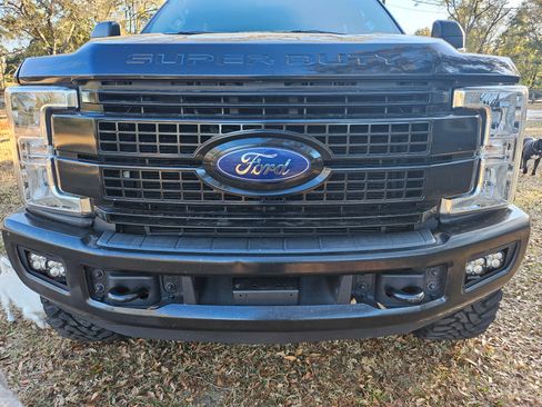 Used 2019 Ford F250 XLT image 14