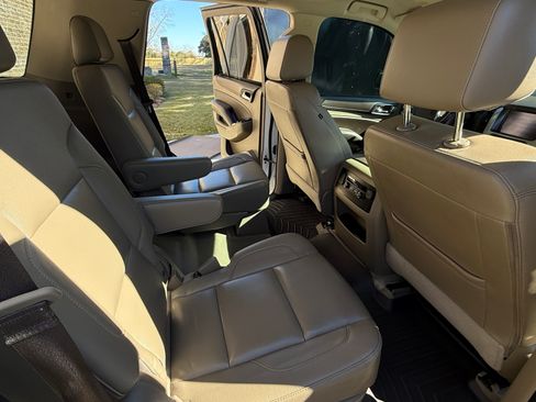 Used 2020 Chevrolet Tahoe LT w/ Texas Edition Package image 13