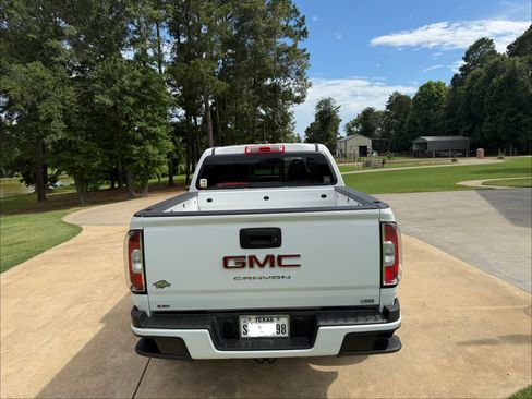 Used 2022 GMC Canyon Elevation RWD image 8