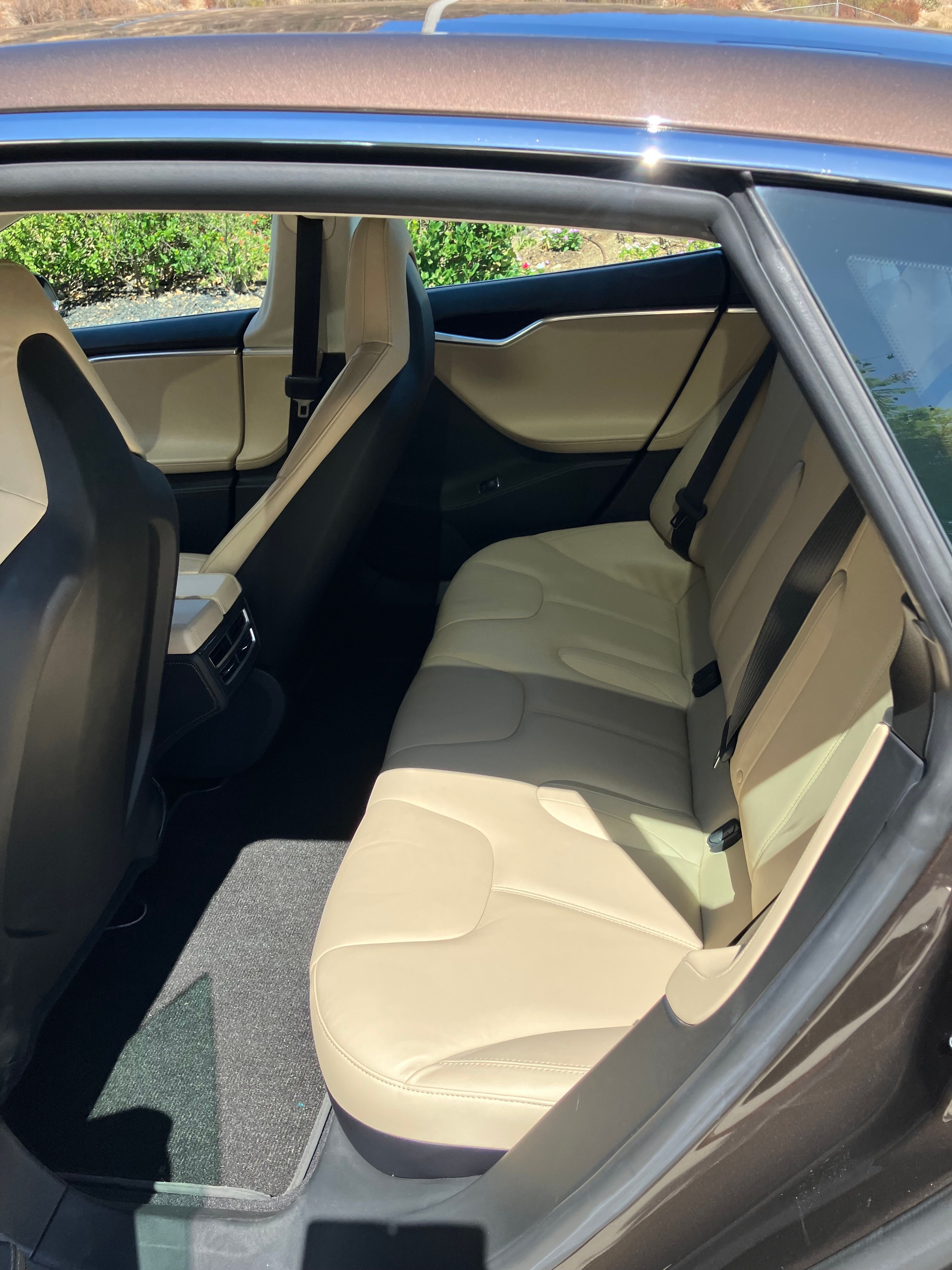 Used 2014 Tesla Model S P85 RWD image 2