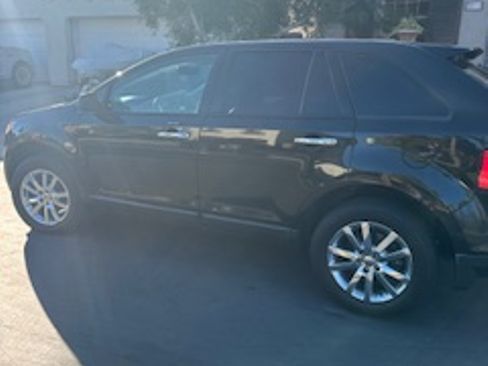 Used 2011 Ford Edge SEL w/ 202A Rapid Spec Order Code image 4