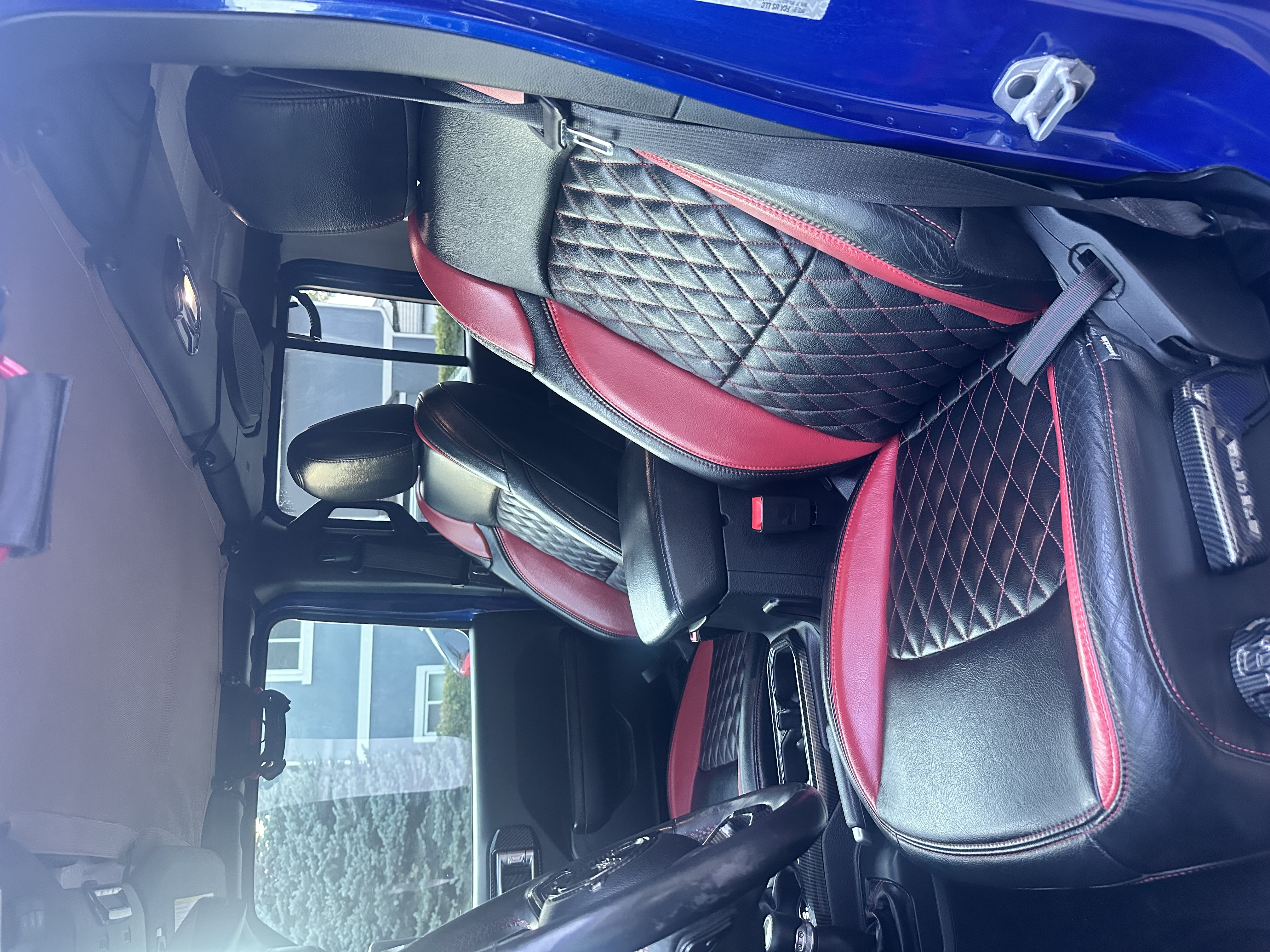 Used 2018 Jeep Wrangler Unlimited Rubicon AWD/4WD image 12