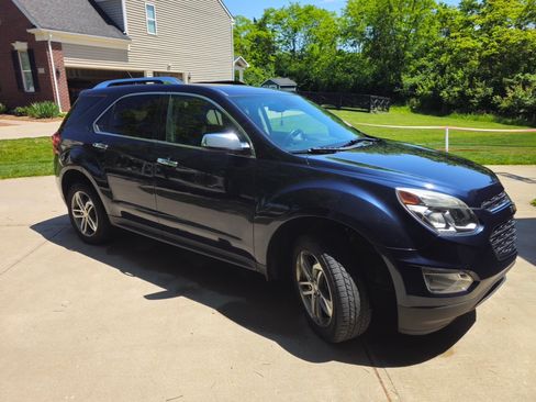 Used 2016 Chevrolet Equinox LTZ w/ Enhanced Convenience Package FWD image 4