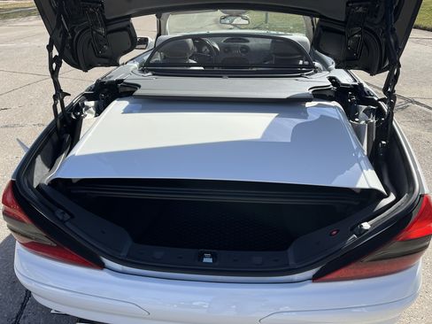 Used 2005 Mercedes-Benz SL 55 AMG image 24