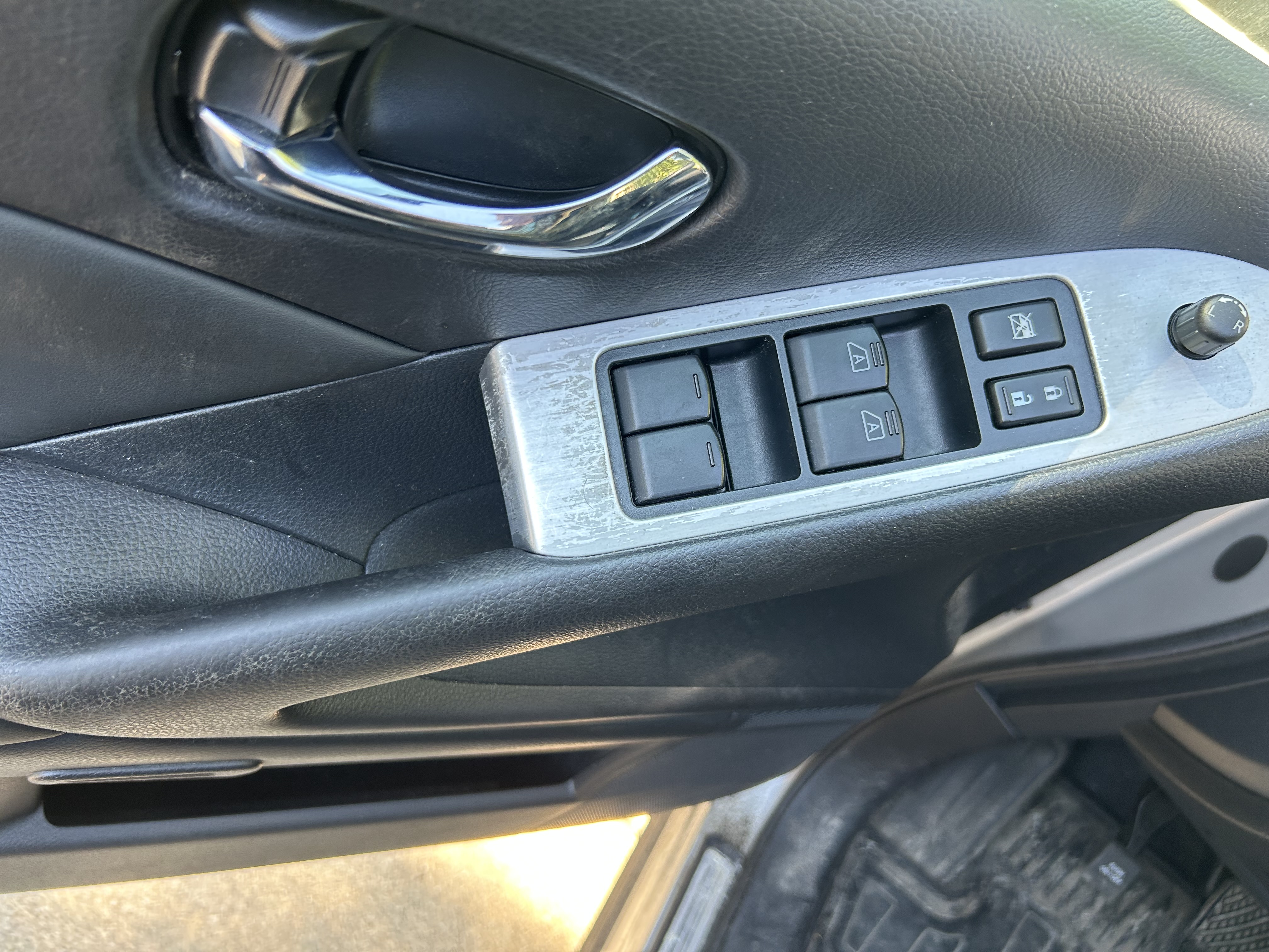 Used 2011 Nissan Murano SL AWD/4WD image 20