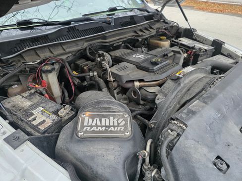 Used 2017 RAM 2500 Longhorn w/ Convenience Group image 9