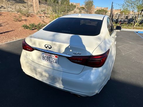 Used 2018 INFINITI Q50 Luxe w/ Essential Package (3.0T Luxe) image 11