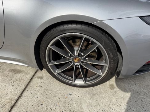 Used 2020 Porsche 911 Carrera 4S image 16