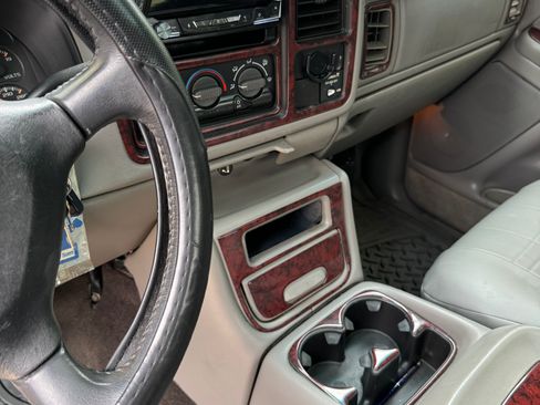 Used 1999 GMC Sierra 1500 4x4 Extended Cab w/ Marketing Option Pkg image 16