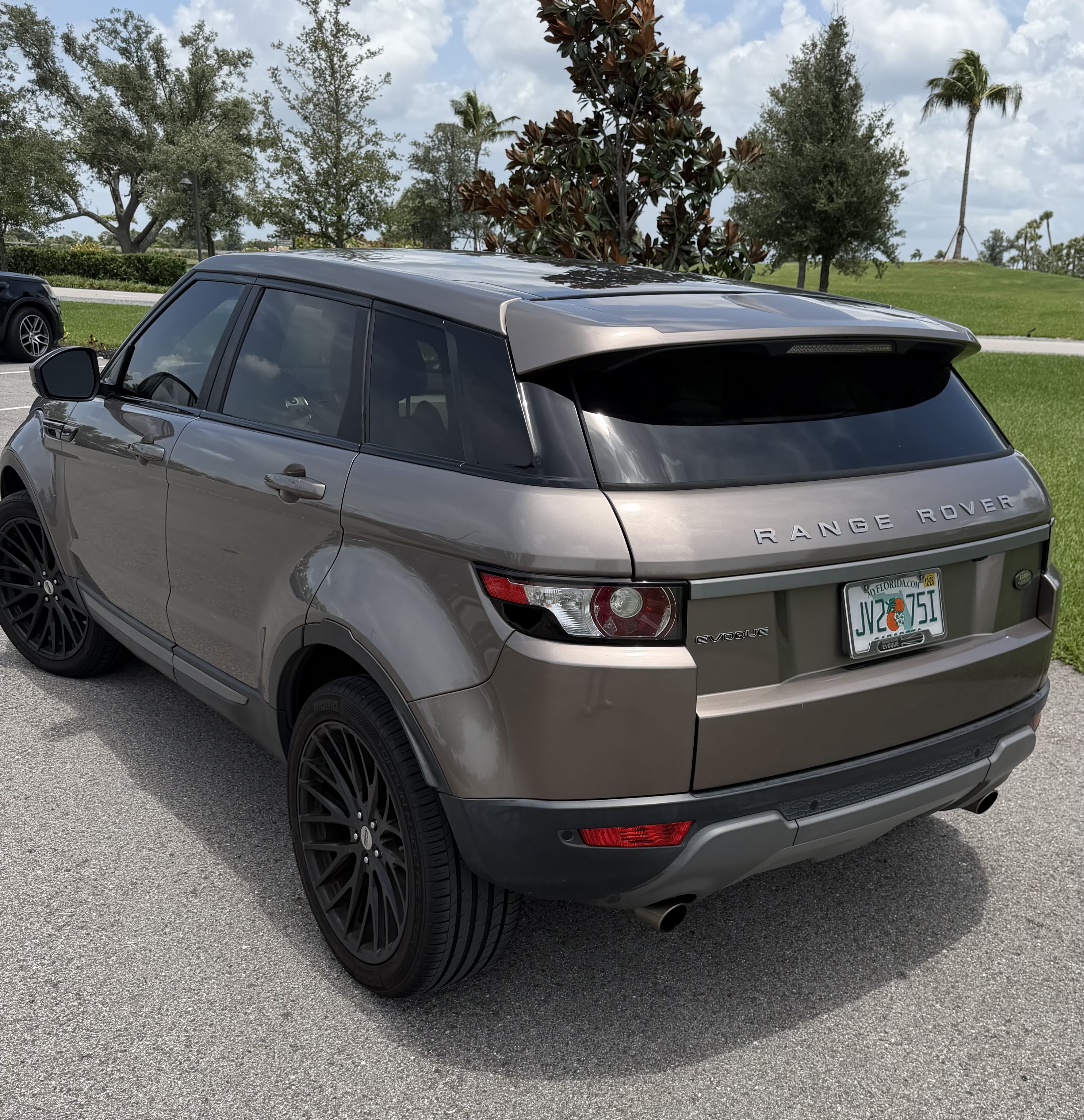 Used 2015 Land Rover Range Rover Evoque Pure Plus AWD/4WD image 8
