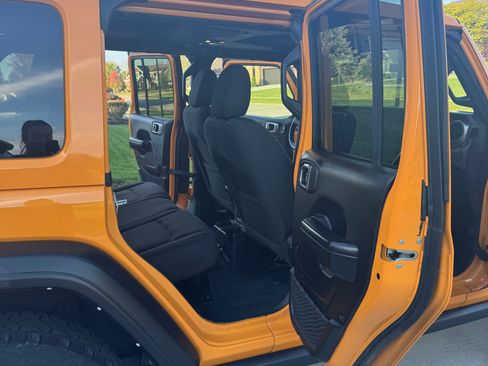 Used 2021 Jeep Wrangler Unlimited Sport image 13