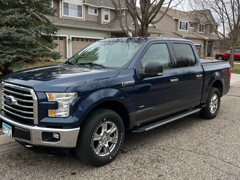 Used 2015 Ford F150 XLT w/ Equipment Group 302A Luxury image 2
