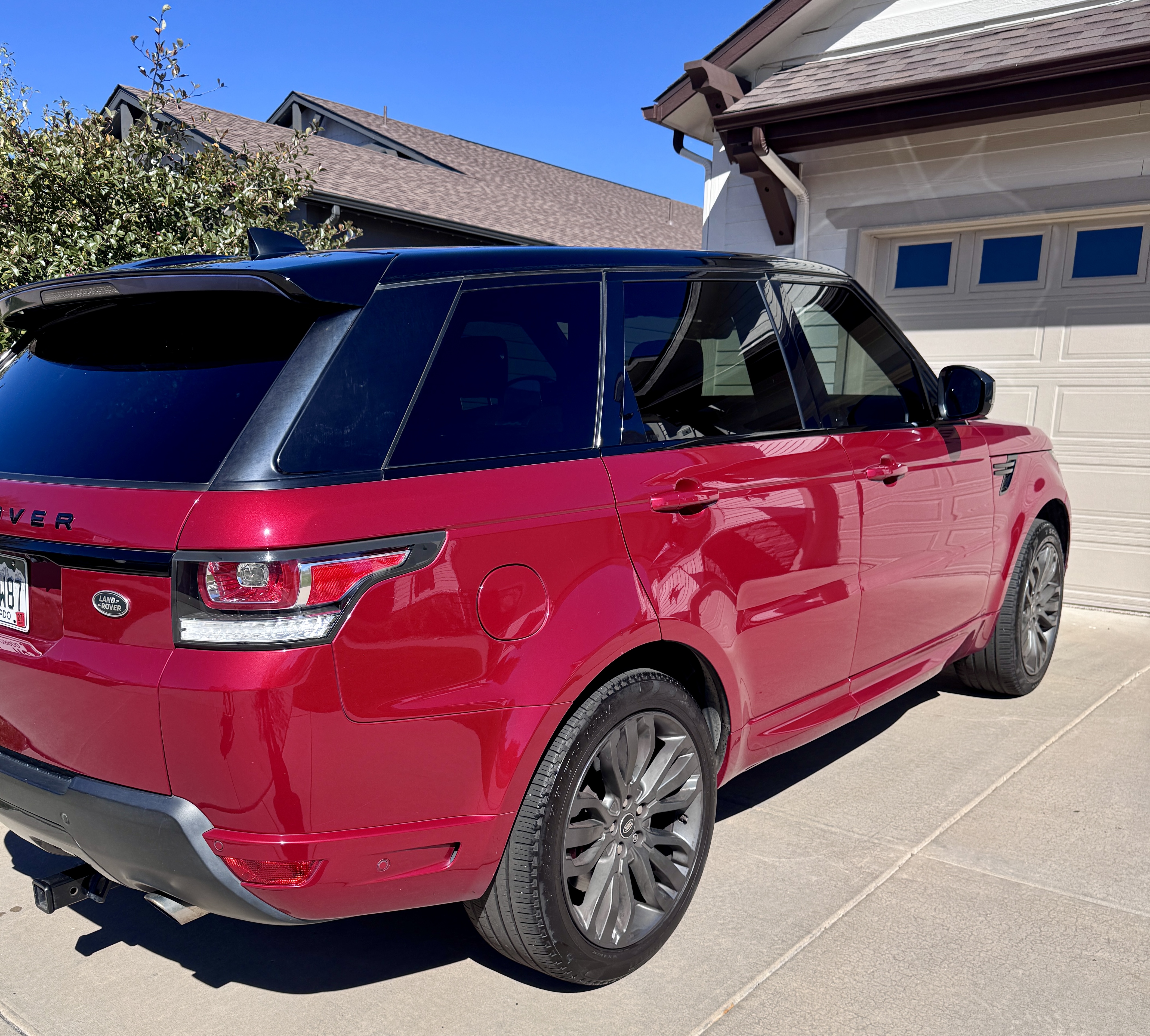 Used 2017 Land Rover Range Rover Sport HSE Dynamic AWD/4WD image 4