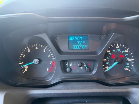 Used 2018 Ford Transit 150 XL image 22