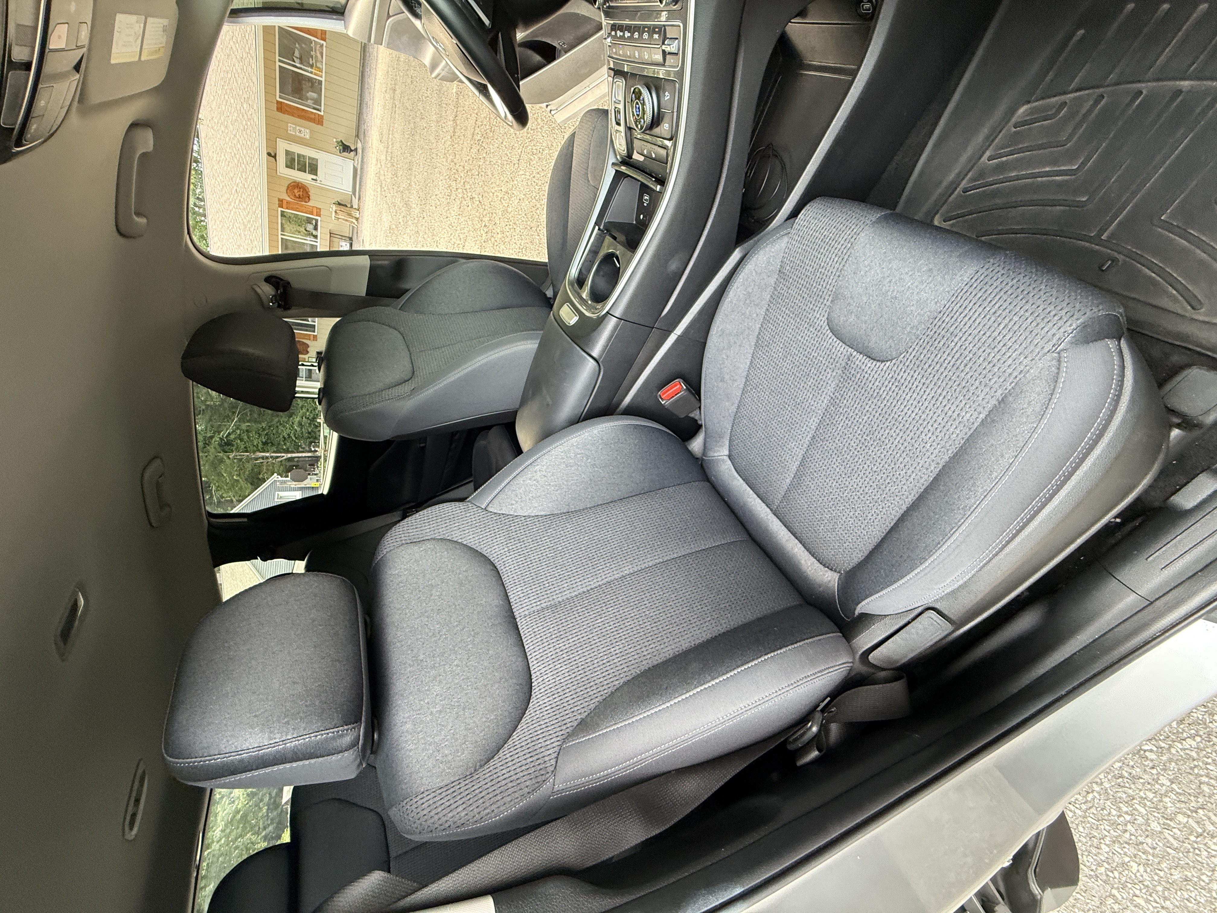 Used 2023 Hyundai Santa Fe SEL AWD/4WD image 27