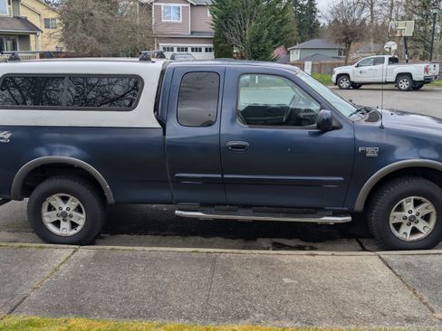Used 2003 Ford F150 XLT image 6