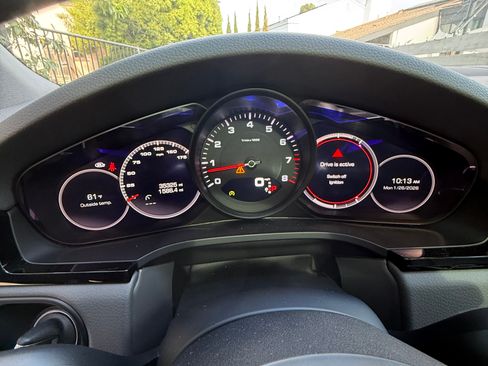 Used 2021 Porsche Cayenne Sport Utility 4D image 19