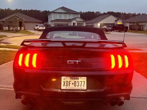 Used 2019 Ford Mustang GT Premium RWD image 11