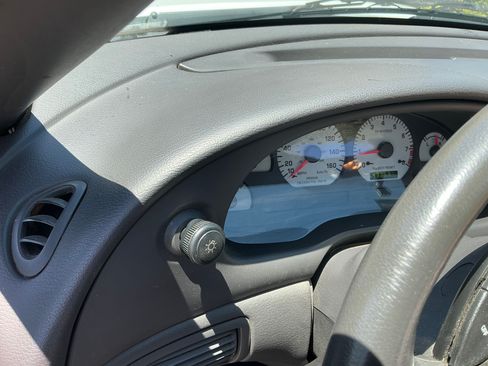 Used 2001 Ford Mustang Cobra RWD image 4