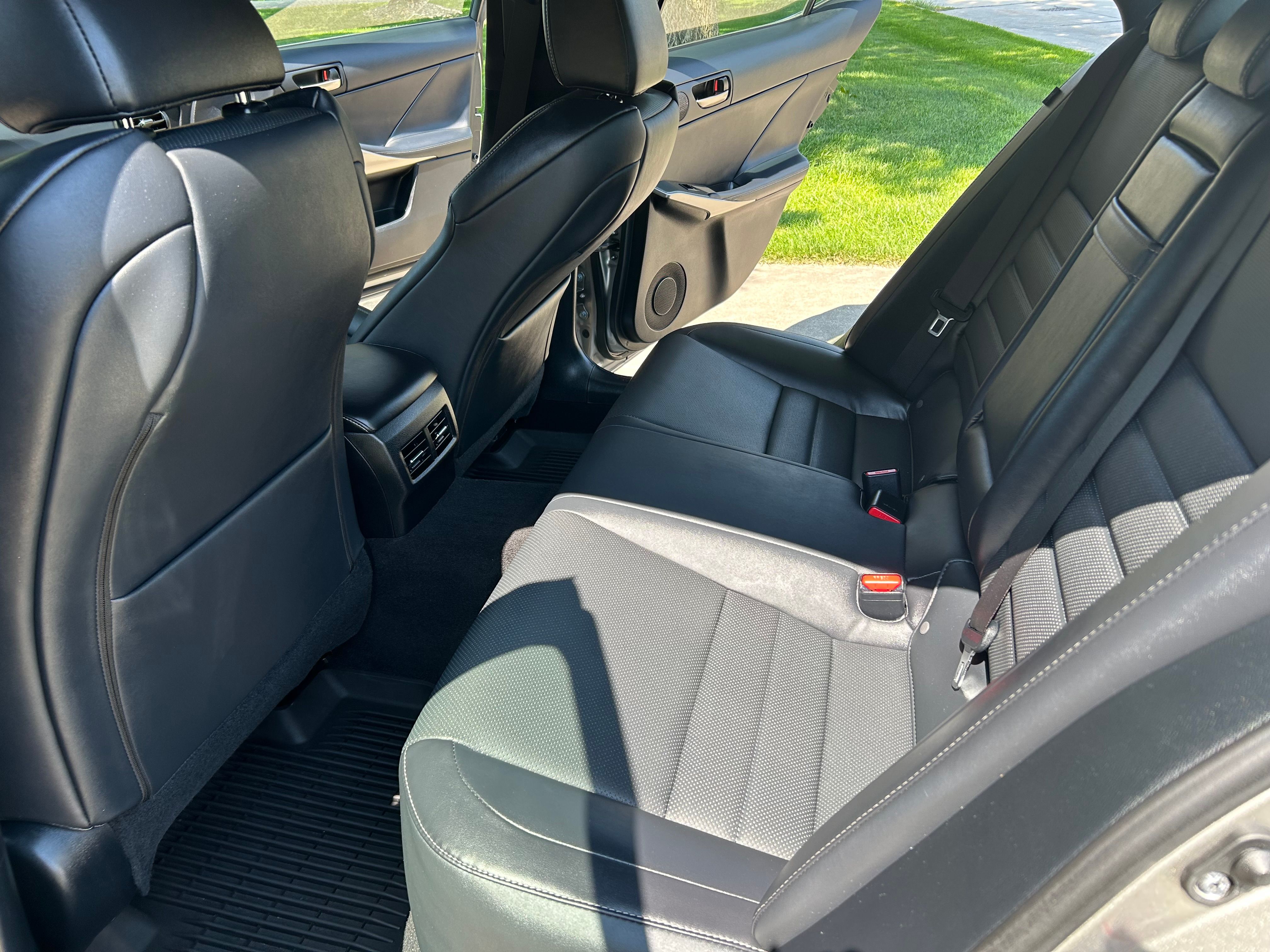 Used 2018 Lexus IS 350 F Sport w/ F Sport Package AWD/4WD image 14