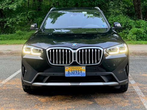 Used 2022 BMW X3 xDrive30i w/ Convenience Package AWD/4WD image 2