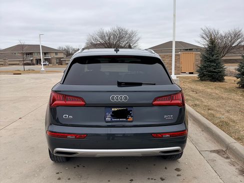Used 2018 Audi Q5 2.0T Premium Plus w/ Premium Plus Package image 5