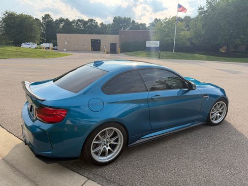 Used 2018 BMW M2 RWD image 9