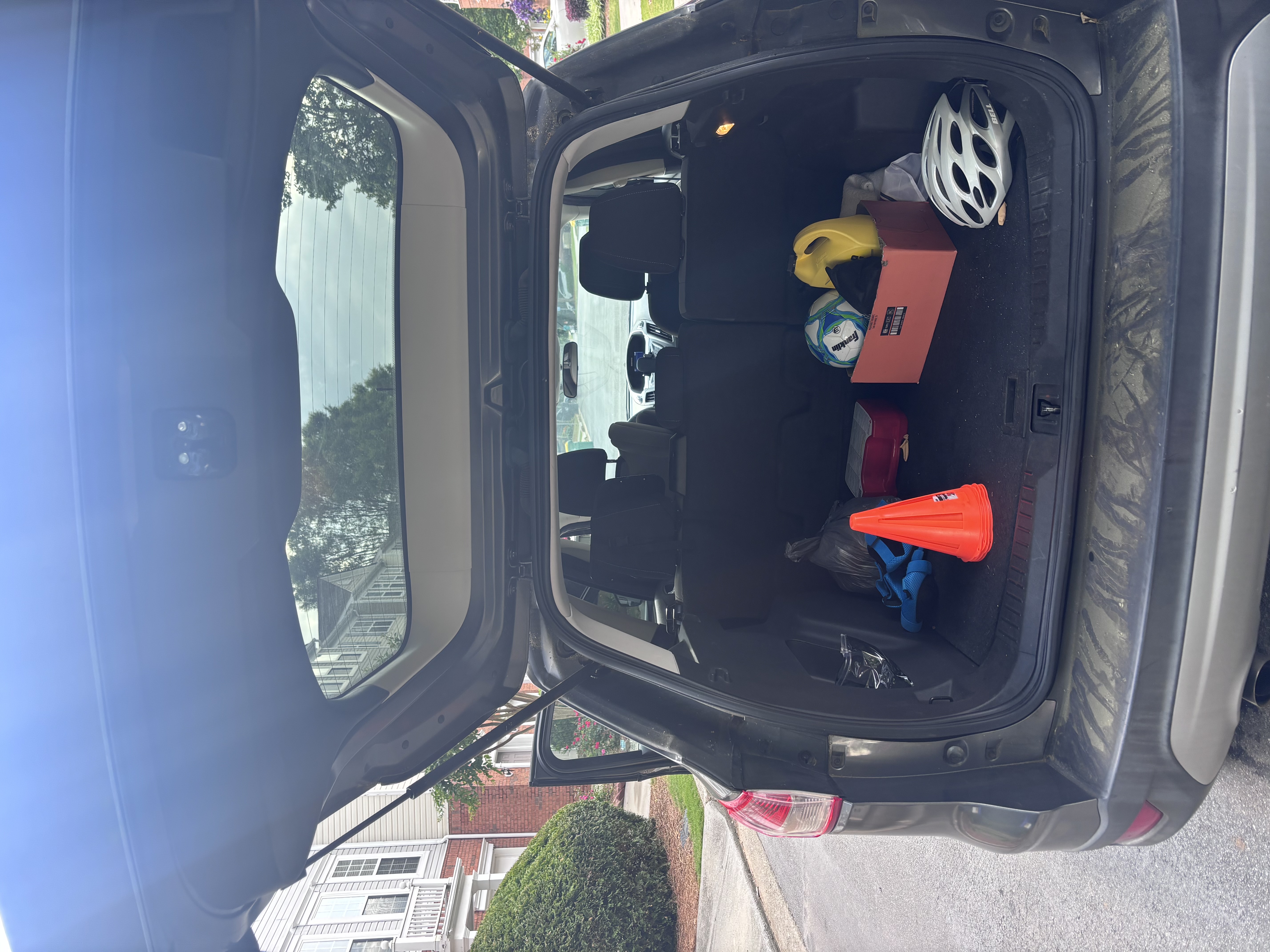 Used 2014 Ford Escape SE FWD image 2