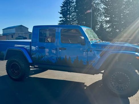 Used 2021 Jeep Gladiator Rubicon image 12