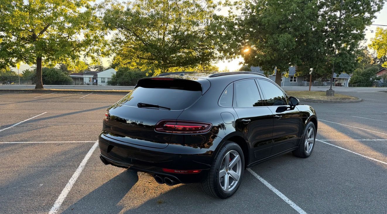 Used 2018 Porsche Macan GTS AWD/4WD image 6
