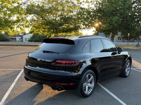 Used 2018 Porsche Macan GTS AWD/4WD image 6