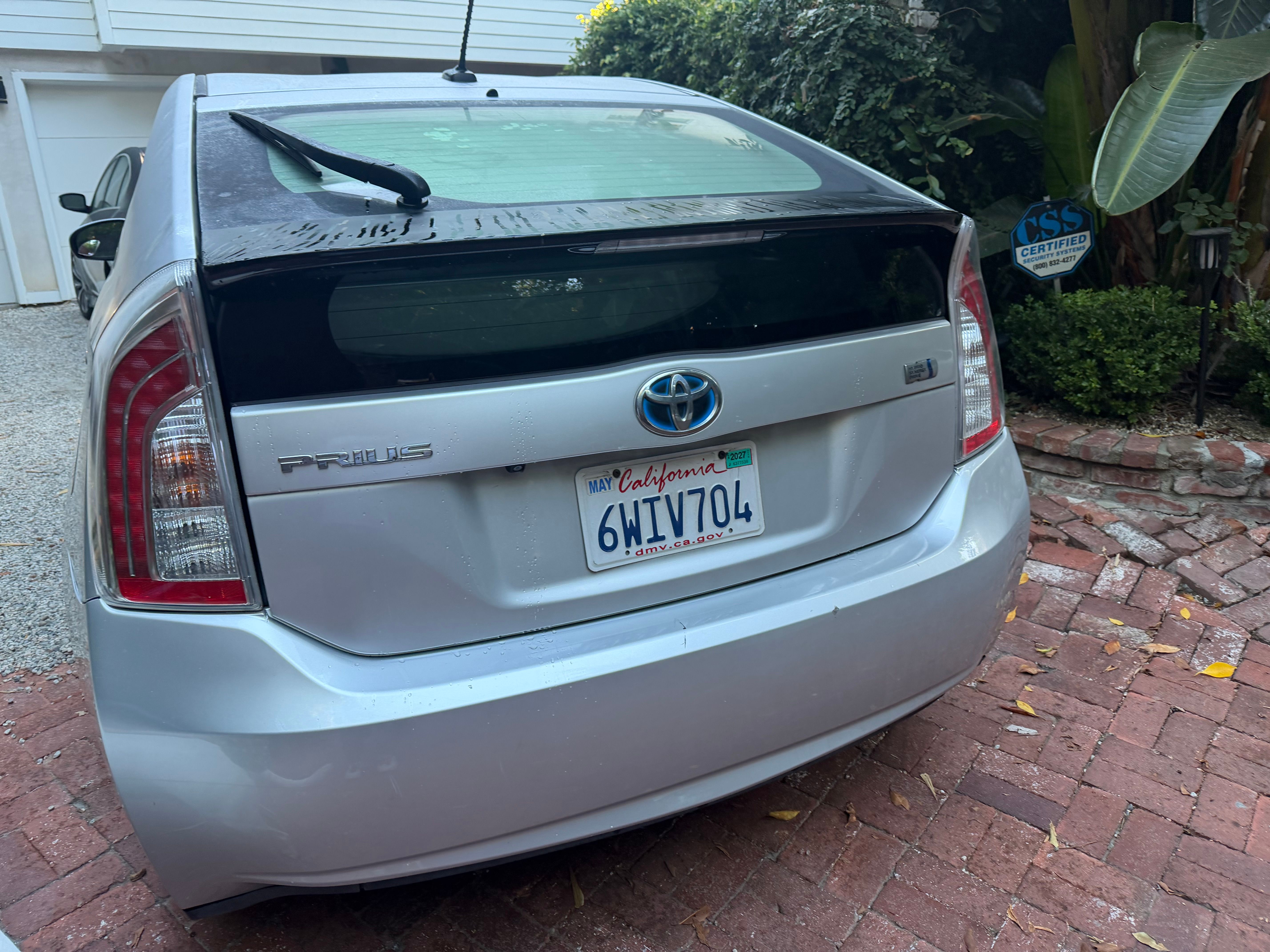 Used 2012 Toyota Prius Four FWD image 12