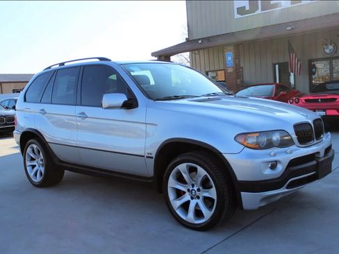 Used 2005 BMW X5 4.8is image 5