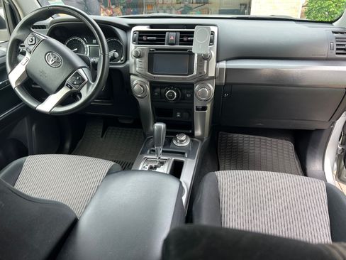 Used 2014 Toyota 4Runner SR5 image 8