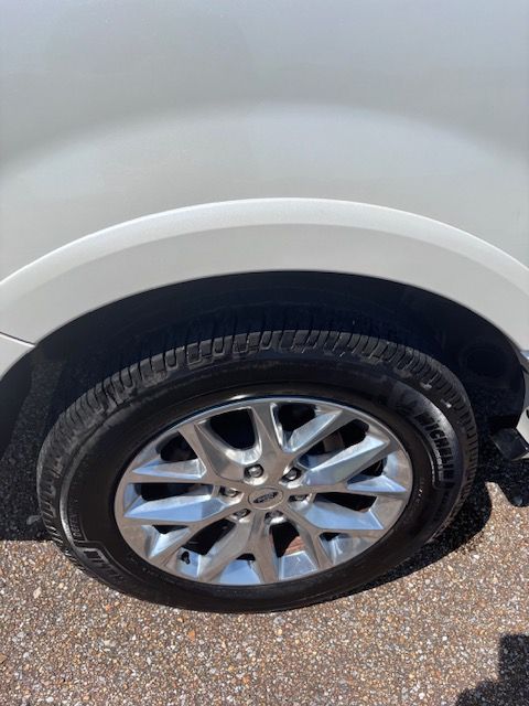 Used 2017 Ford Expedition EL Limited w/ Equipment Group 301A RWD image 10