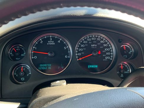 Used 2013 Chevrolet Tahoe LS w/ Convenience Package AWD/4WD image 12