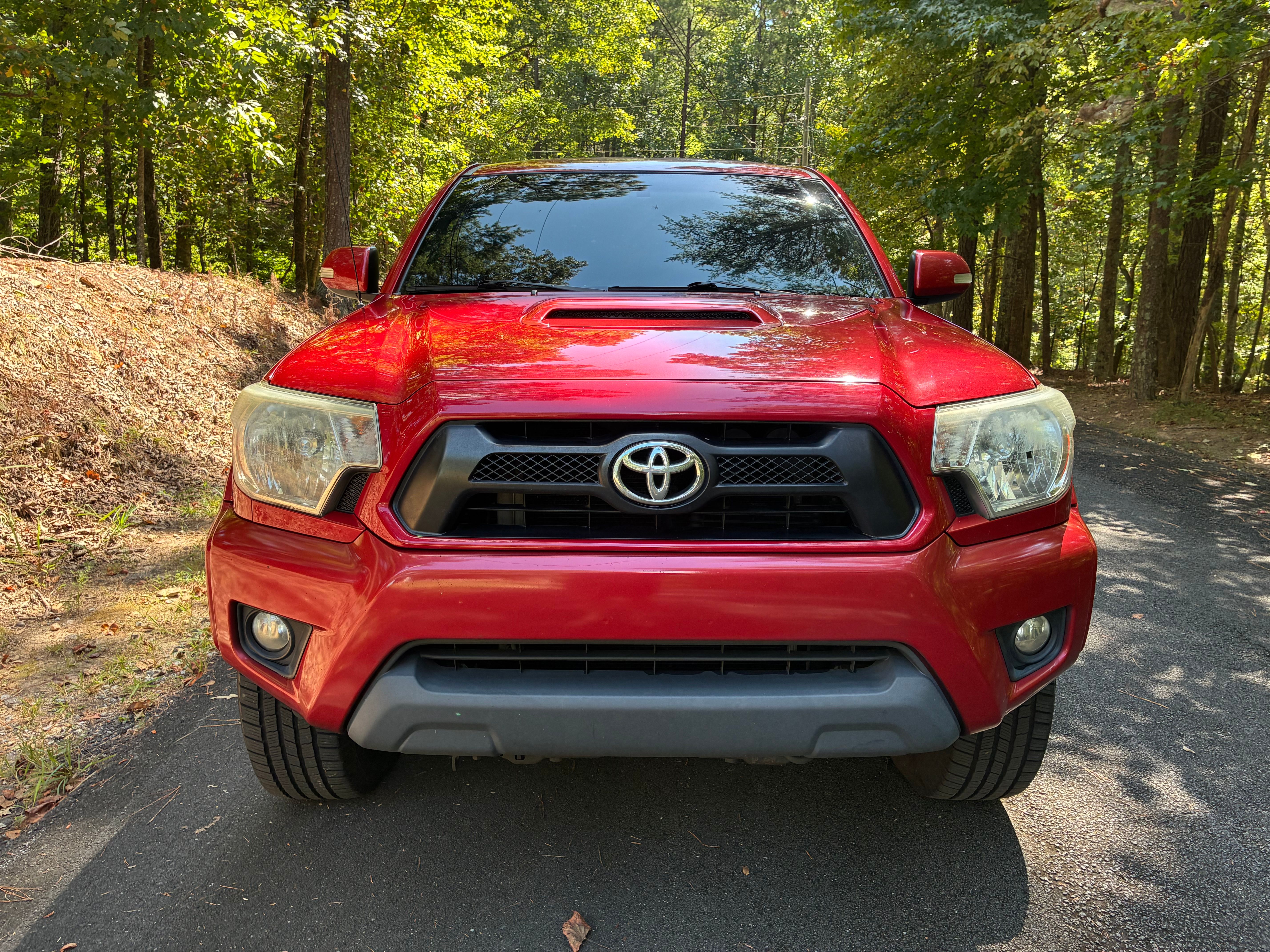 Used 2014 Toyota Tacoma PreRunner w/ TRD Sport Package RWD image 1
